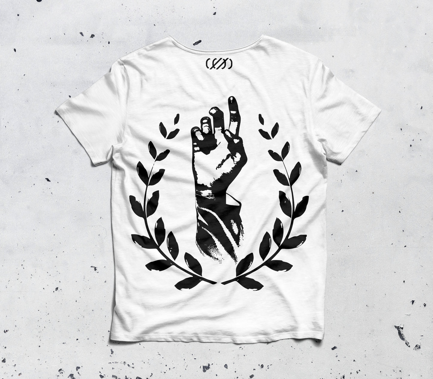 Camiseta “Natus Vincere” – Arte Suave